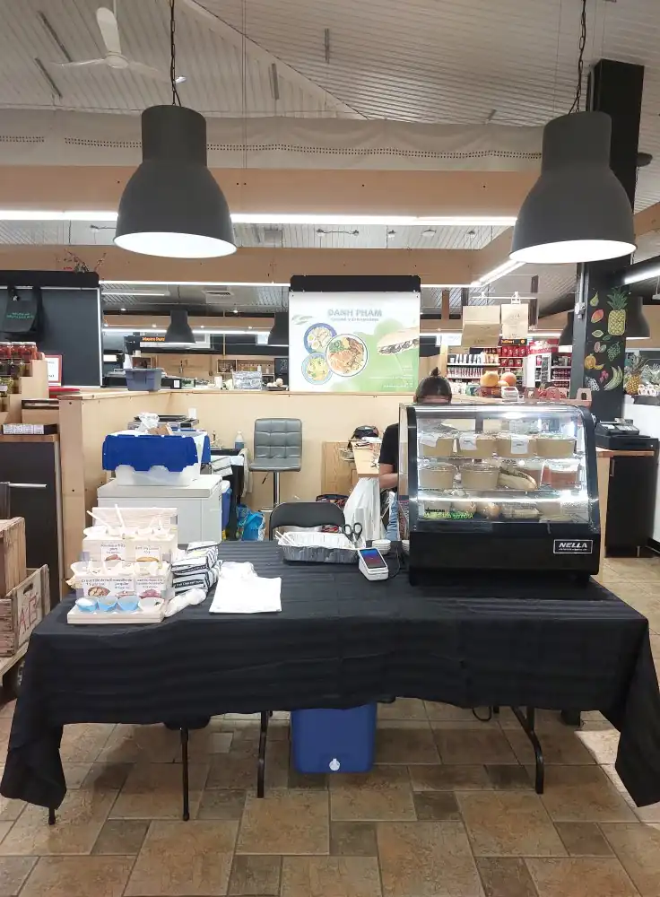 Notre kiosque à l'intérieur au marché